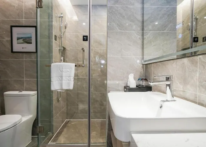 Lavande Hotel Nanchong Xihua Shida
